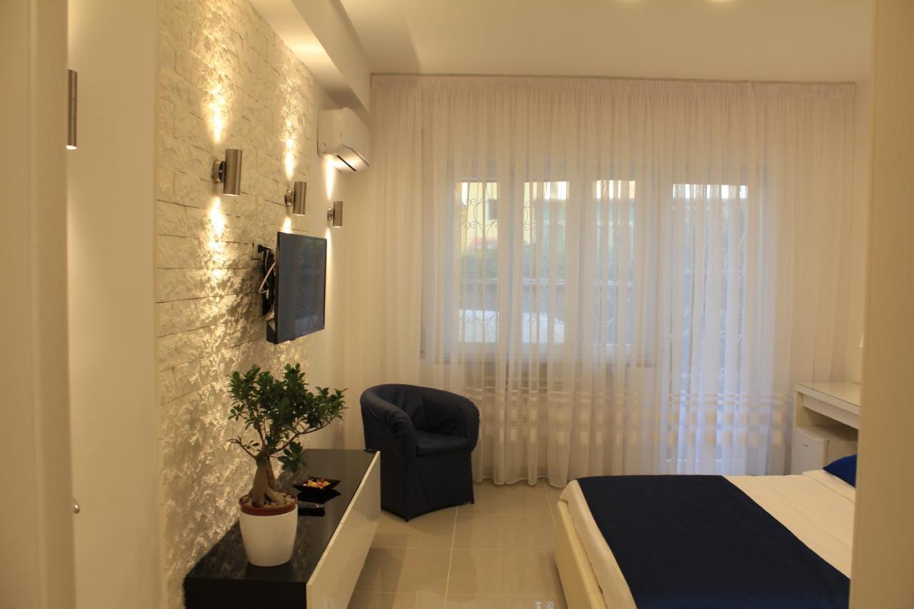 Casa Teresa Bed & Breakfast 那不勒斯 外观 照片