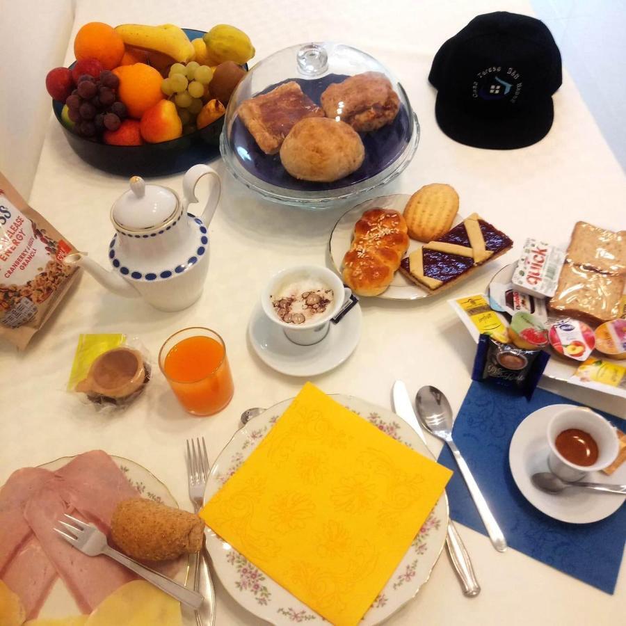 Casa Teresa Bed & Breakfast 那不勒斯 外观 照片